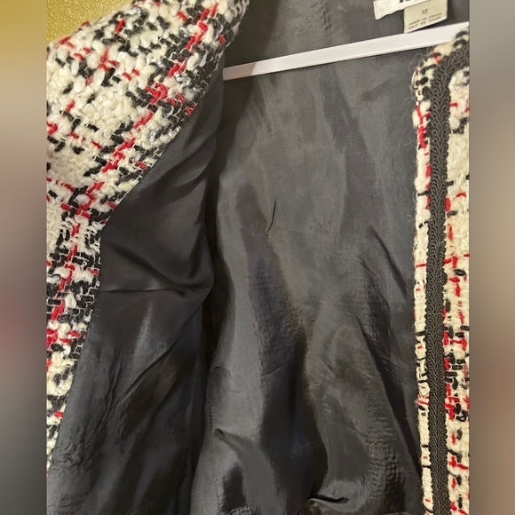 Nygard tweed jacket red, black, and white. Size 12 - Picture 5 of 6